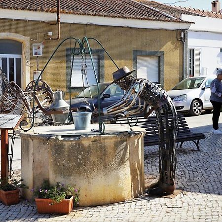 Casa Largo Do Poco Guesthouse Alvor Bagian luar foto