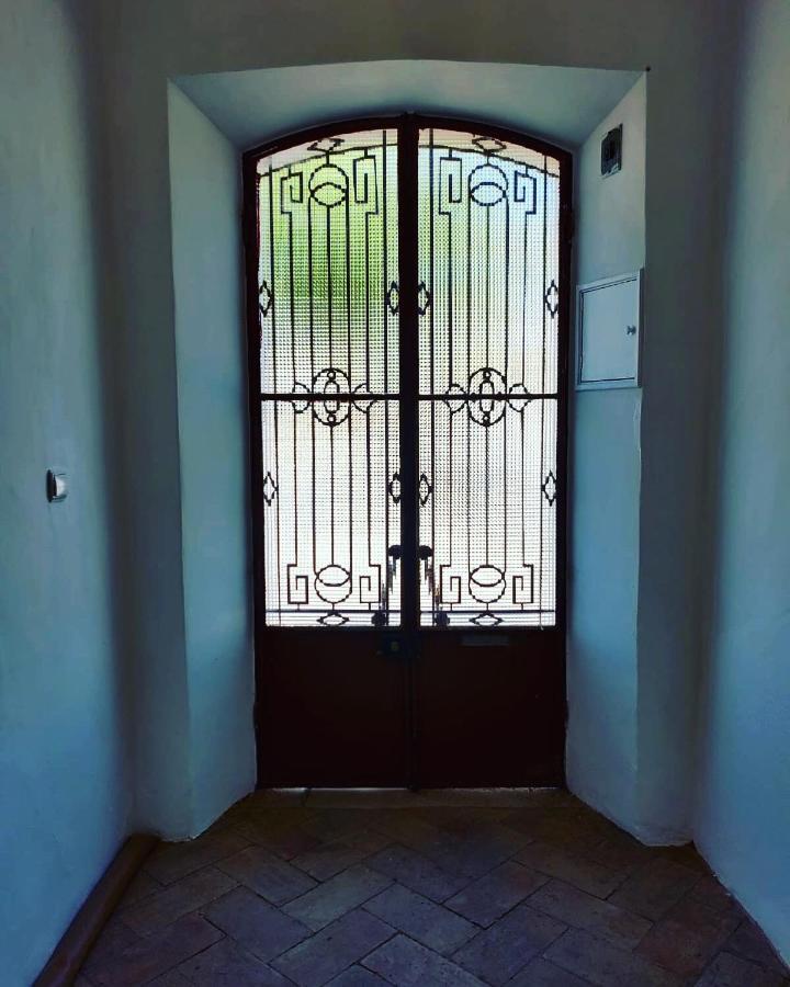 Casa Largo Do Poco Guesthouse Alvor Bagian luar foto